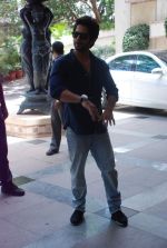 Shahid Kapoor at Radio City in Bandra, Mumbai on 1st June 2012 (1).JPG